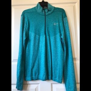 Nike green QRT zip Mens size Large